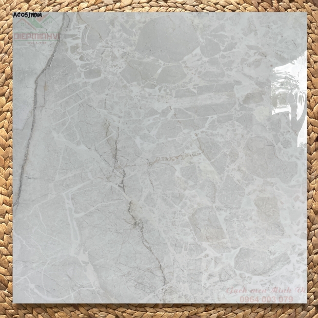 Gạch 80x80 bóng kính vân đá xám sáng vân rạn tự nhiên