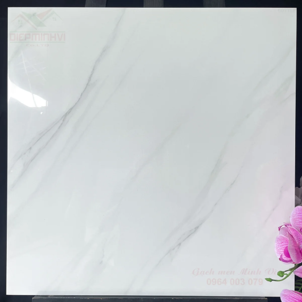 Gạch lót nền 80x80 bóng kiếng trắng vân mây sang trọng MV607