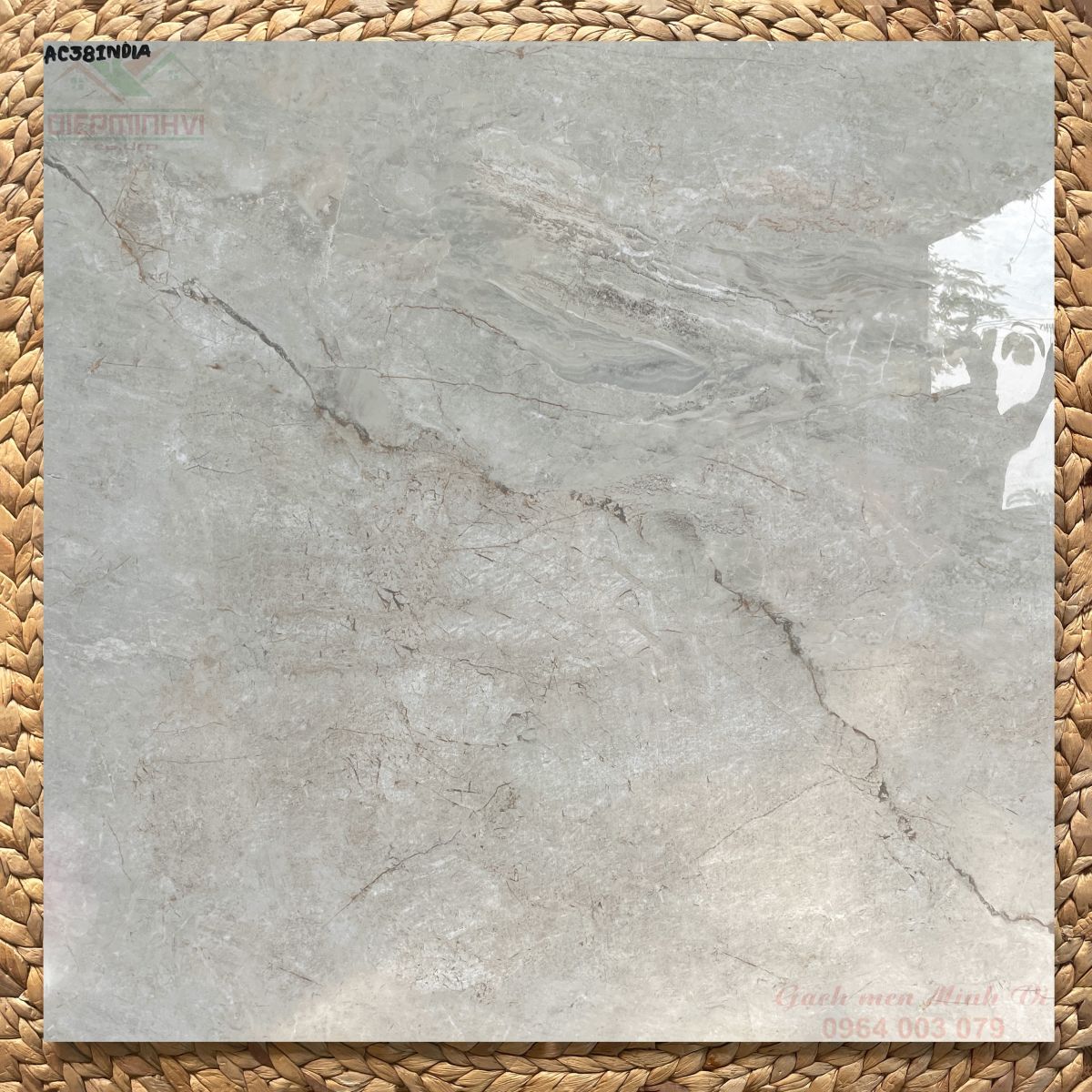 gạch 80x80 bóng kính vân đá xám kem bề mặt bóng cao cấp lát nền