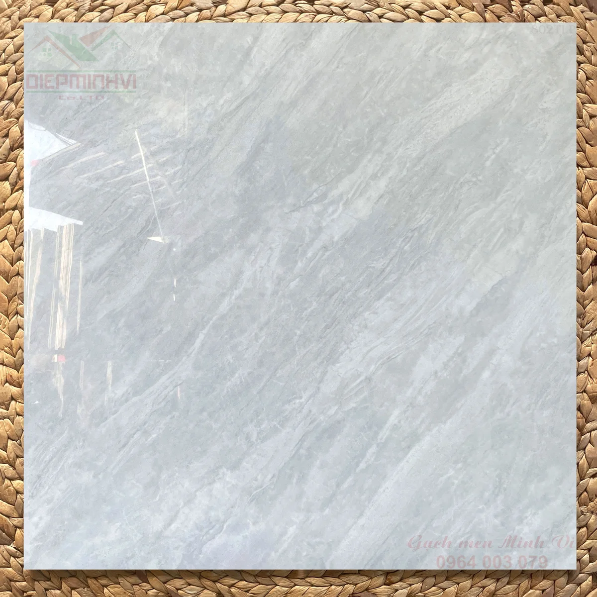 Gạch 80x80 bóng kính xám vân đá MV802