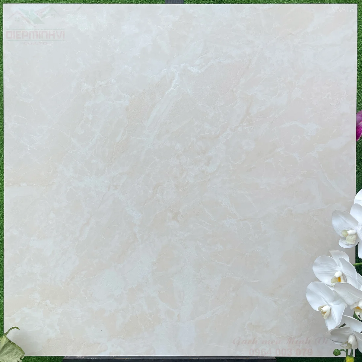 Gạch 80x80 màu vàng kem men mờ vân đá loang tự nhiên hiệu ứng carving MN818