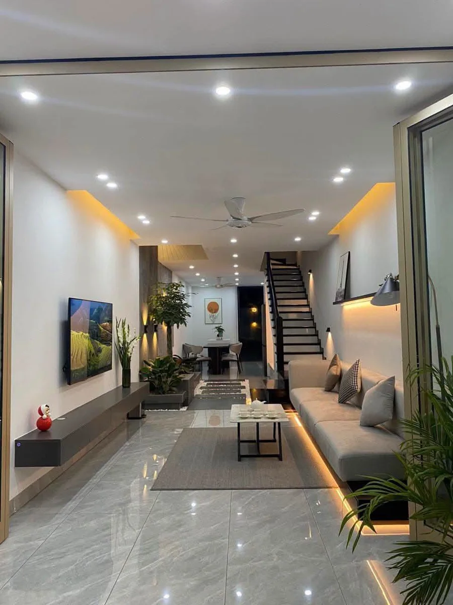 Gạch lát nền phòng khách 80x80 xám vân đá bóng kính