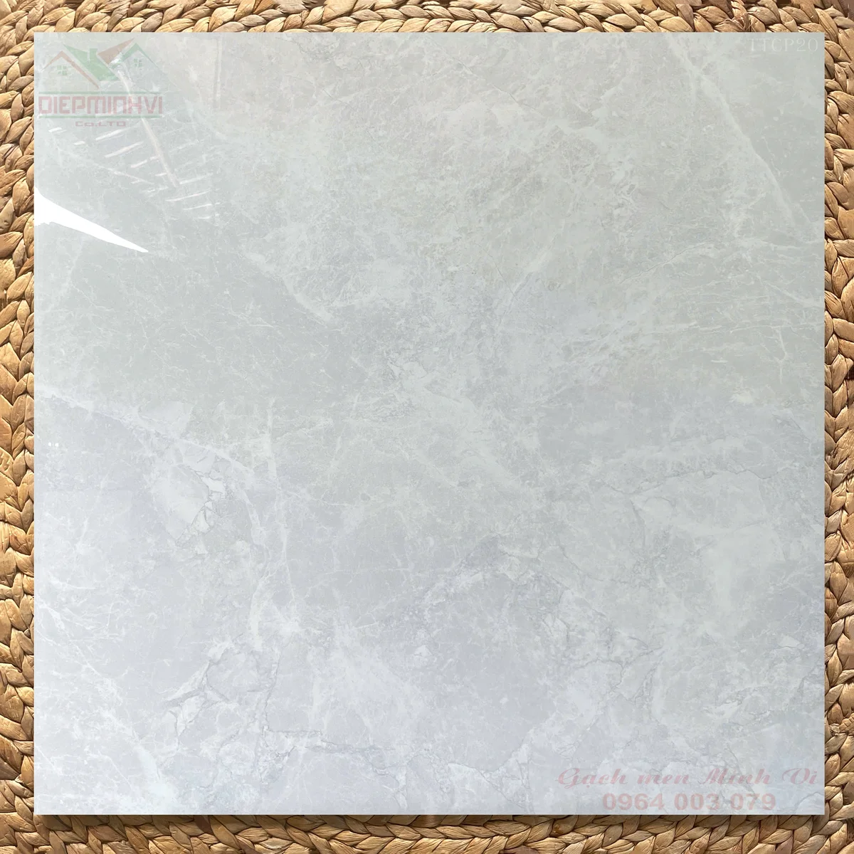 Gạch bóng kính 80x80 Viglacera GP883020 vân đá xám sáng lát nền phòng khách hiện đại