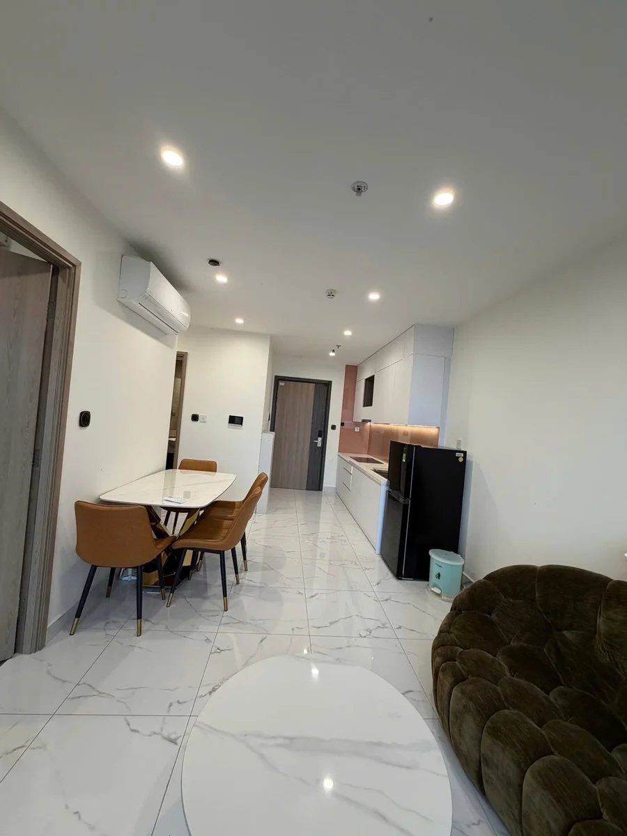 Gạch Viglacera 80x80 bóng kính vân đá trắng cho nhà phố và biệt thự