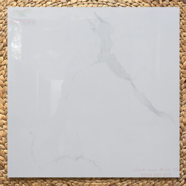 Gạch bóng kính 80x80 trắng vân đá Calacatta Jun001 sang trọng cho phòng khách